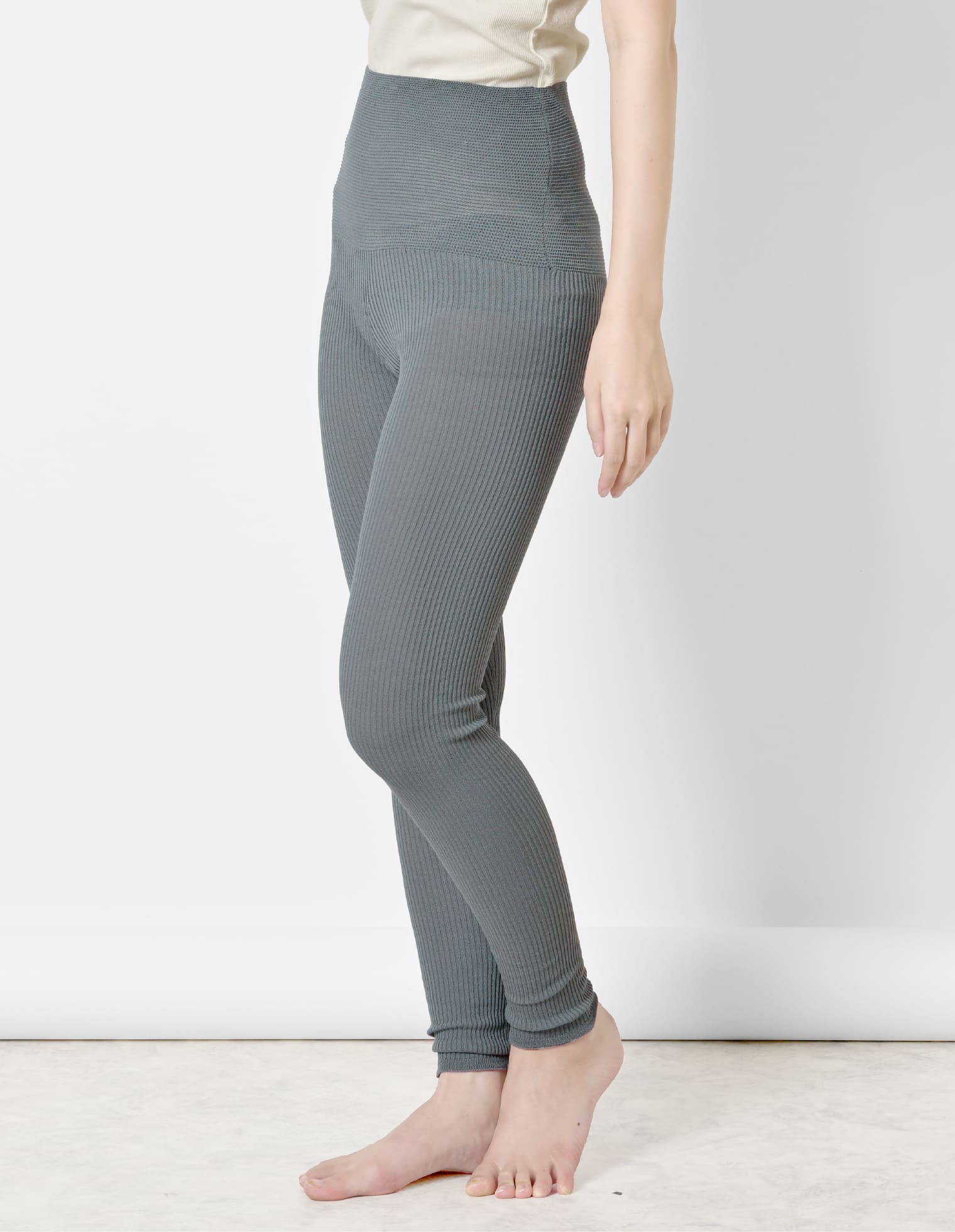 あしをつつむ / おなかを守るハラマキ付き リブ編みレギンス なめらかレーヨン