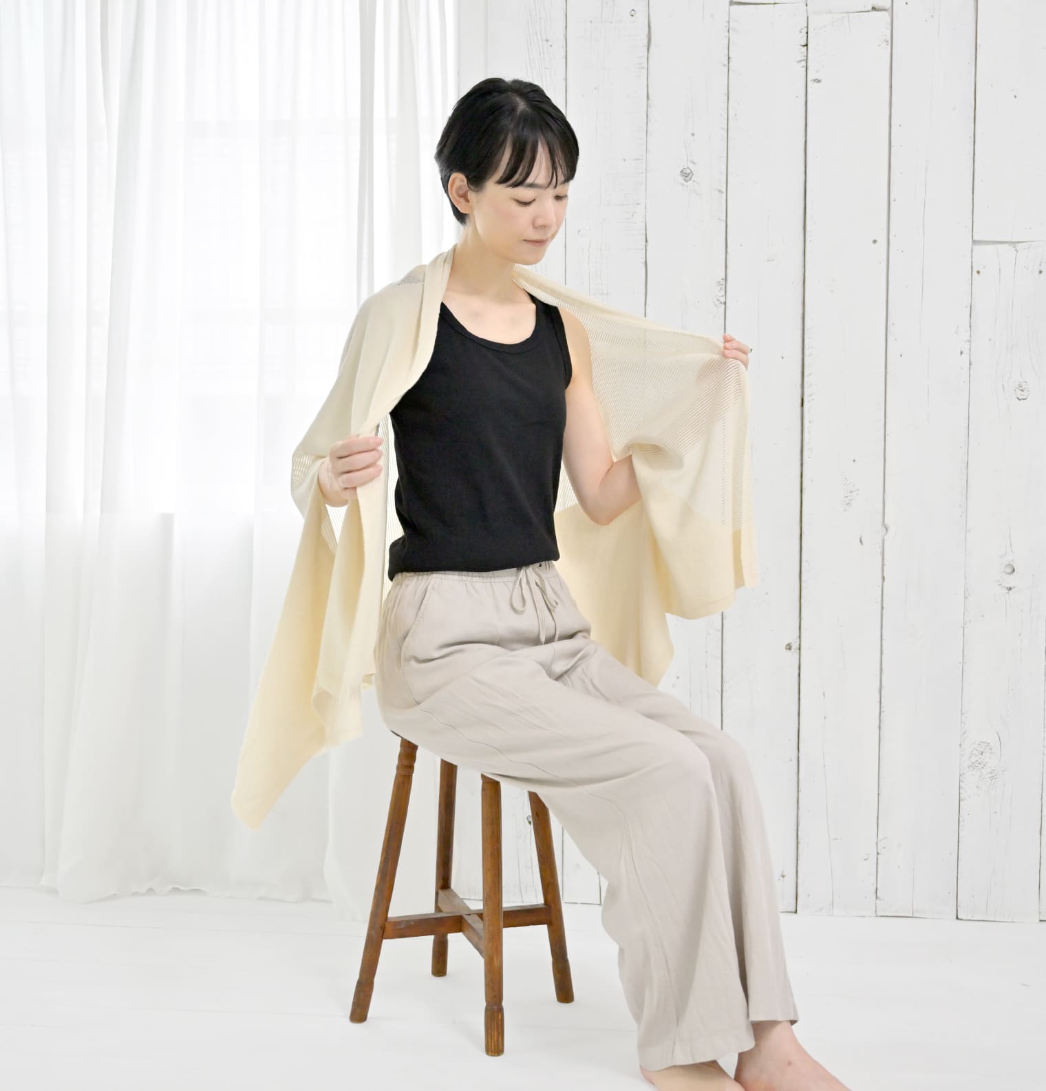 nico ストールポンチョ / 光やわらぎ風通す 雪国新潟のもみ殻和紙